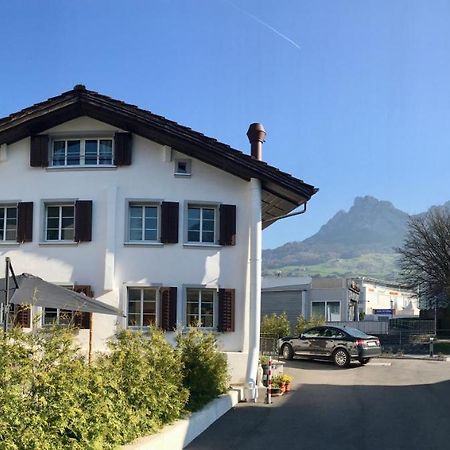 Bed and Breakfast The Delicate Question Which Schwyz Zewnętrze zdjęcie